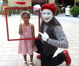 Mime Artist for Hire Singapore, mime Singapore, Le Mimic,Mime acts Singapore, Mime for hire Singapore, Mime Artists Singapore, 